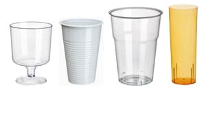 Plastikbecher